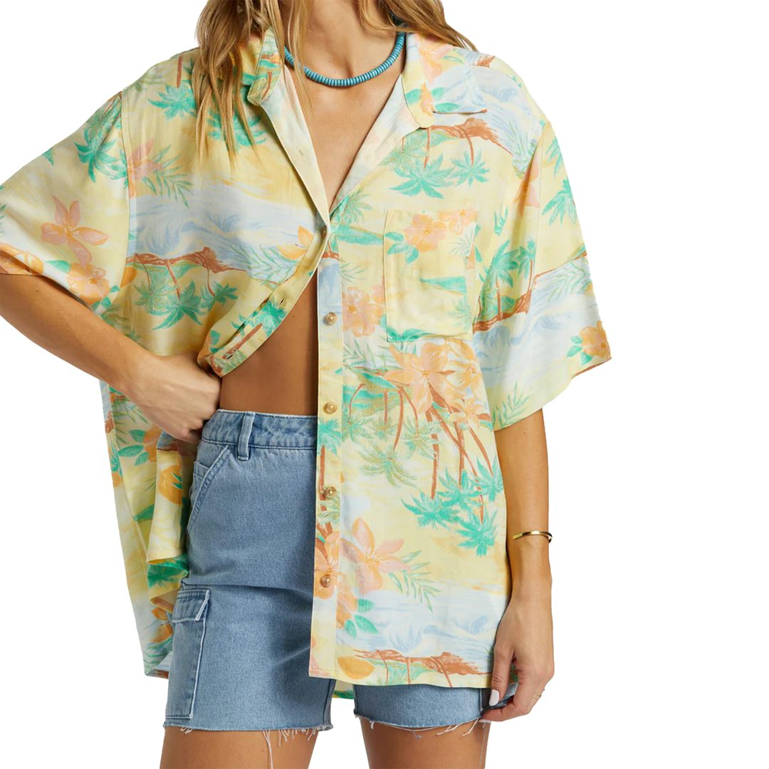 Billabong On Vacation Short Sleeve Woven Shirt (Women's)